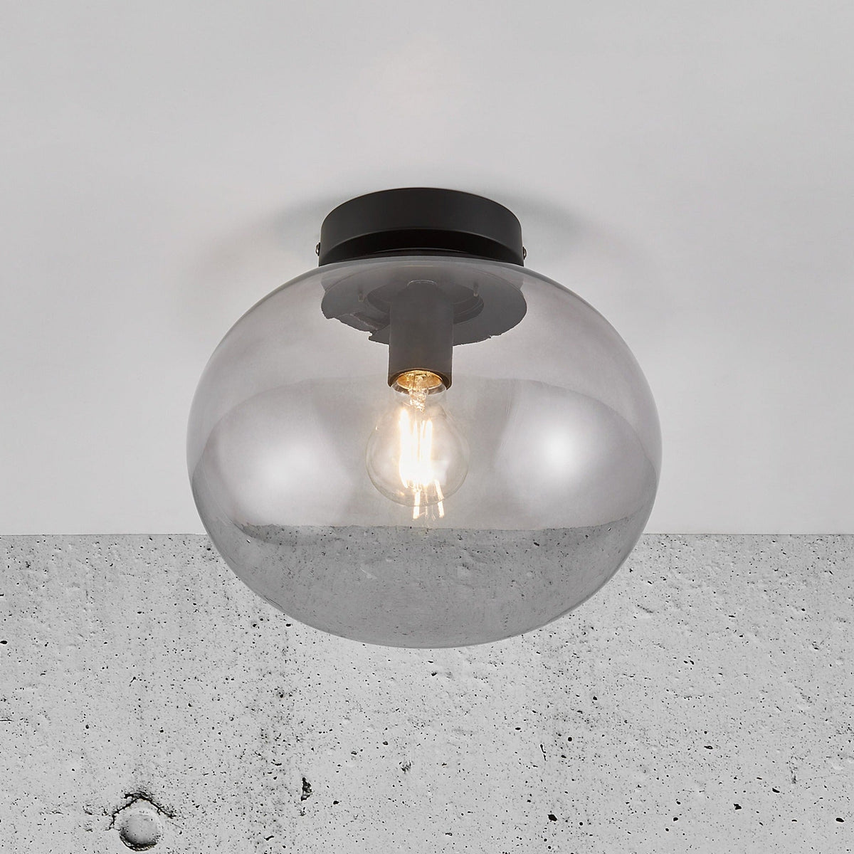Deckenlampe für moderne Inneneinrichtung und eine gemütliche Atmosphäre