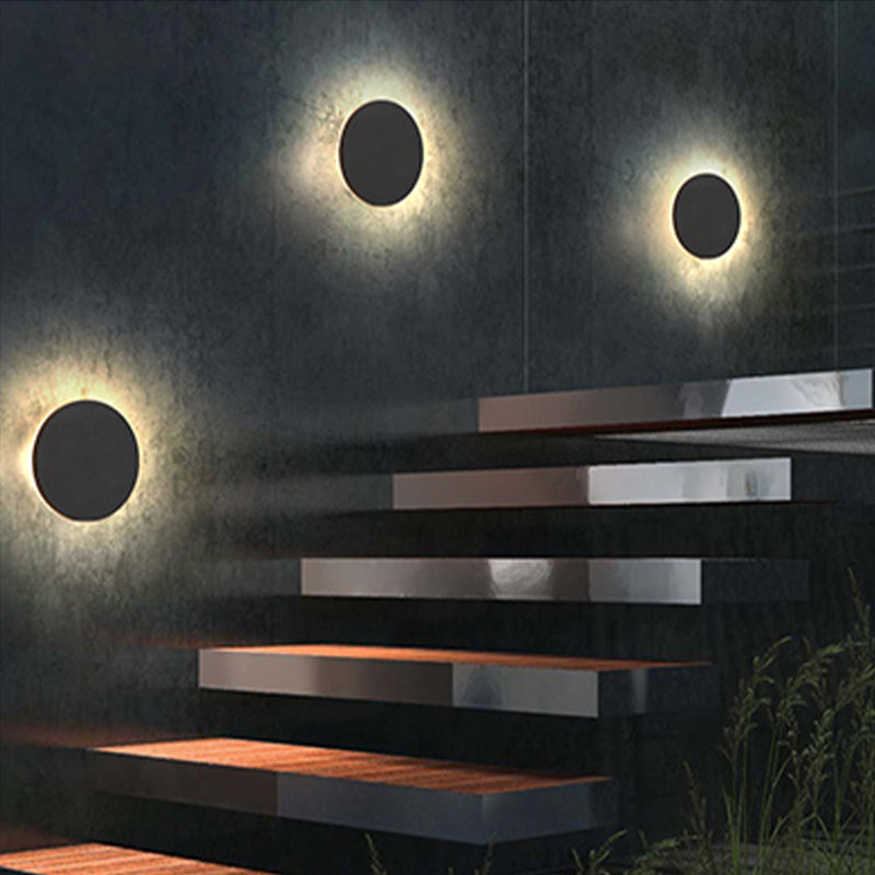 Minimalistische schwarze Metall LED-Wandleuchte für Garten und Flur