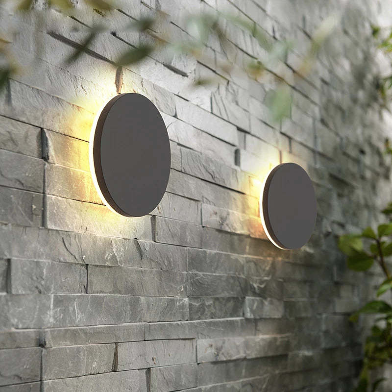 Minimalistische schwarze Metall LED-Wandleuchte für Garten und Flur