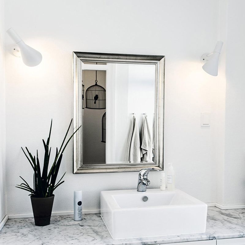 Minimalistische kegelförmige Wandleuchte fürs Wohnzimmer