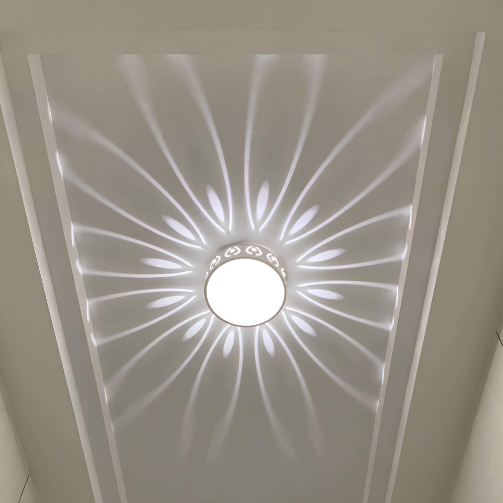 Minimalistische LED-Deckenleuchte mit sanftem, warmem Licht