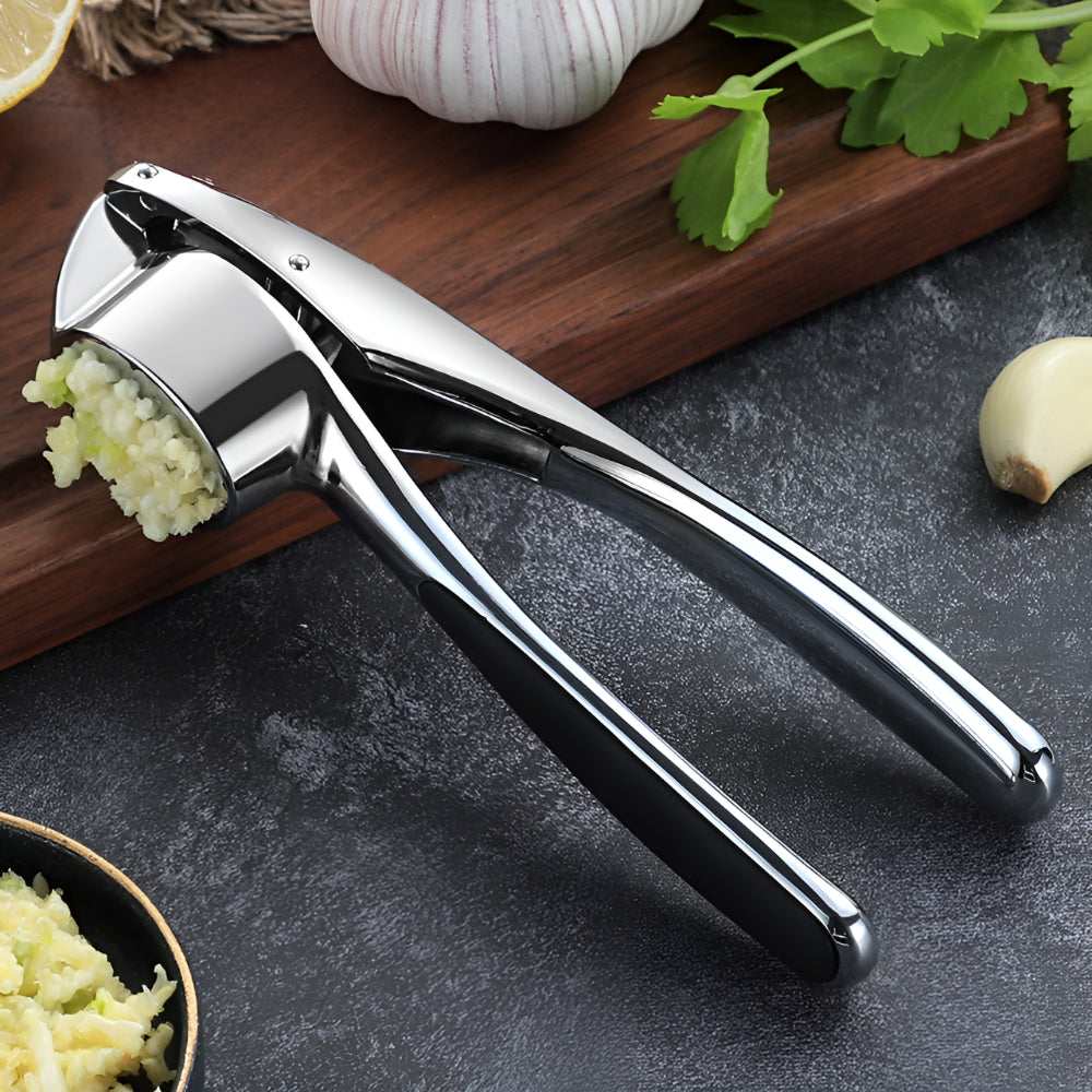 Minimalistische Knoblauchpresse aus Edelstahl mit rutschfestem Griff