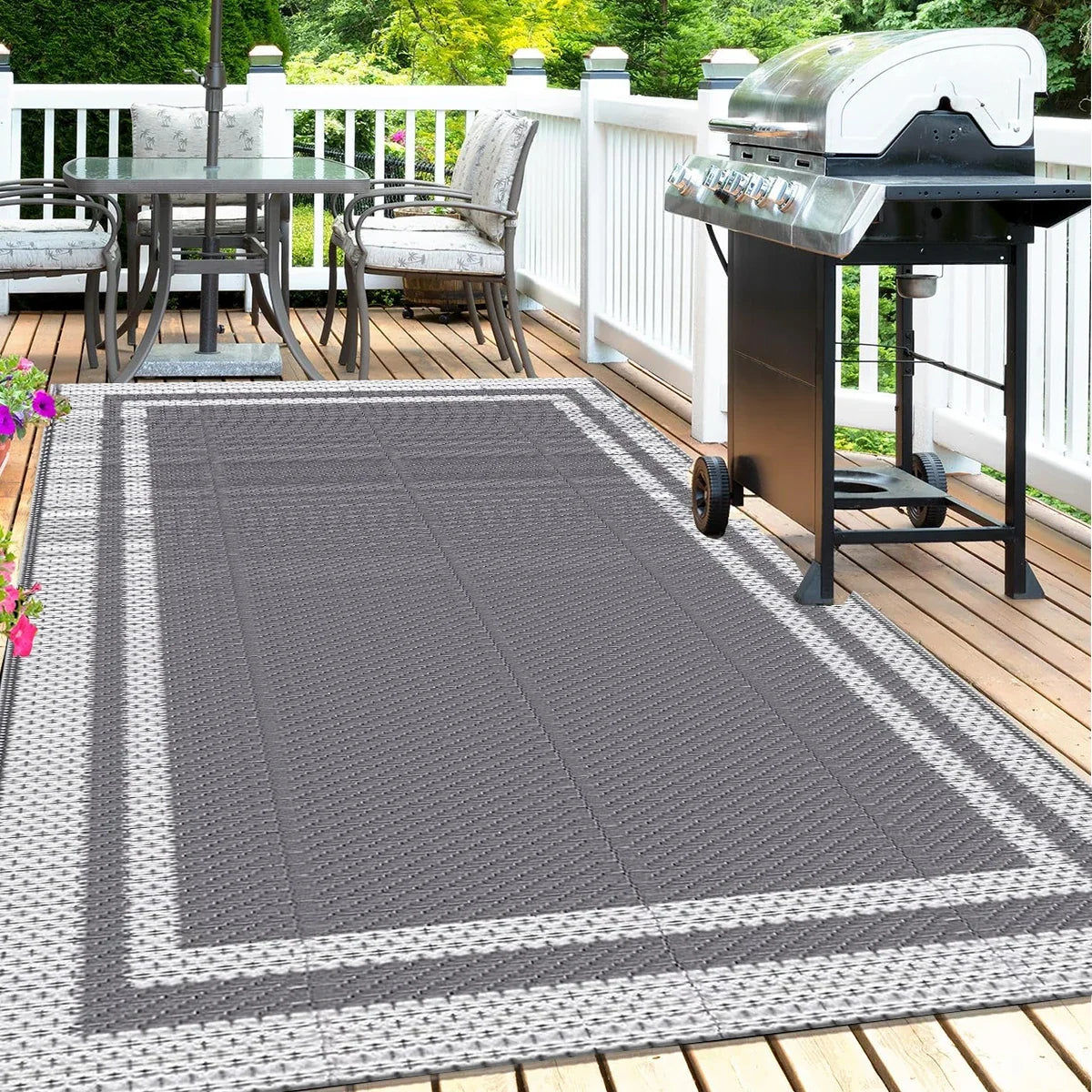 Moderner rechteckiger Outdoor-Teppich