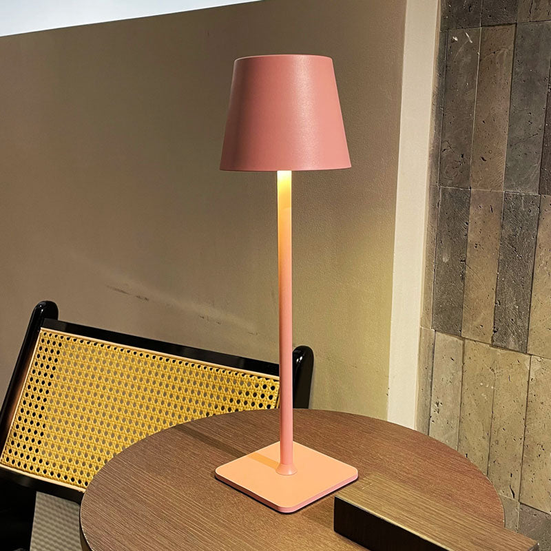 Moderne, wiederaufladbare, kabellose LED-Tischlampe