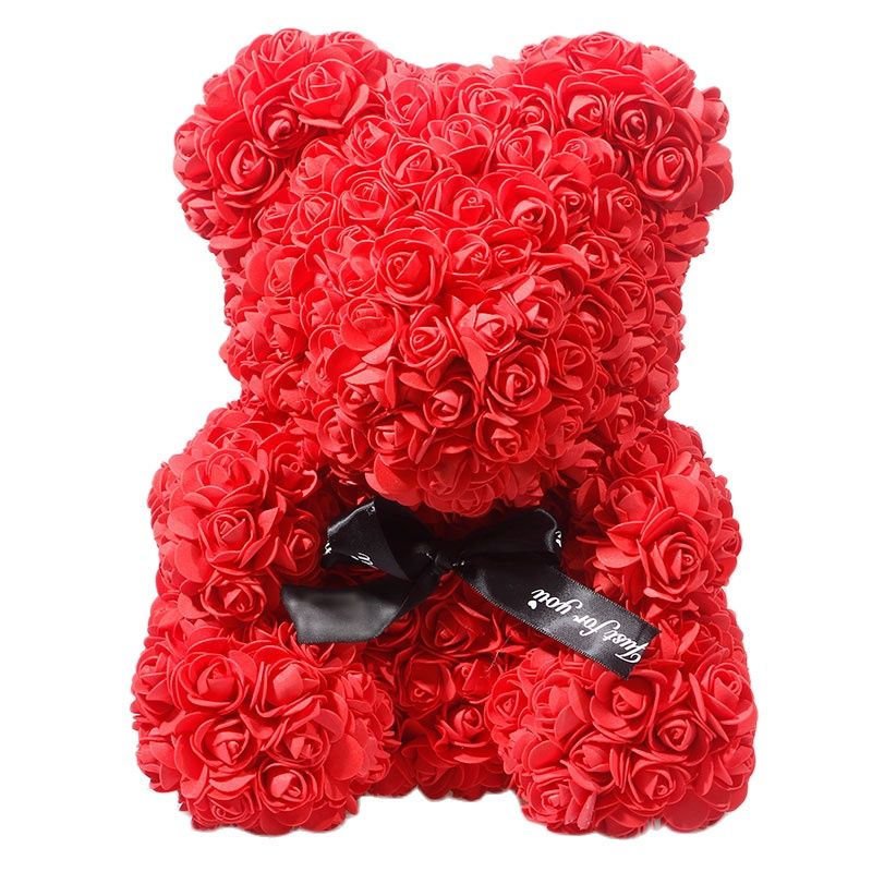 Teddybär aus Kunstrosen
