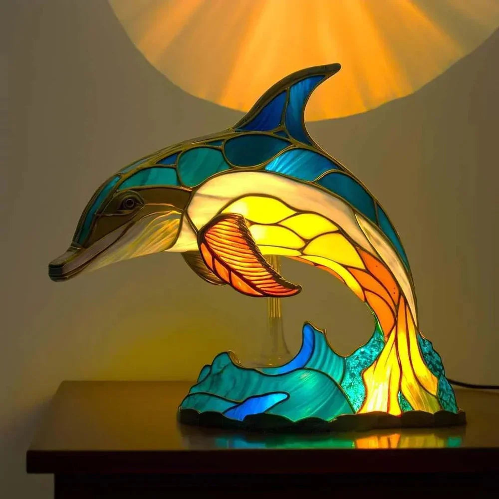 Künstlerische Glaslampe mit einzigartigen Tiermotiven für stilvolle Dekoration