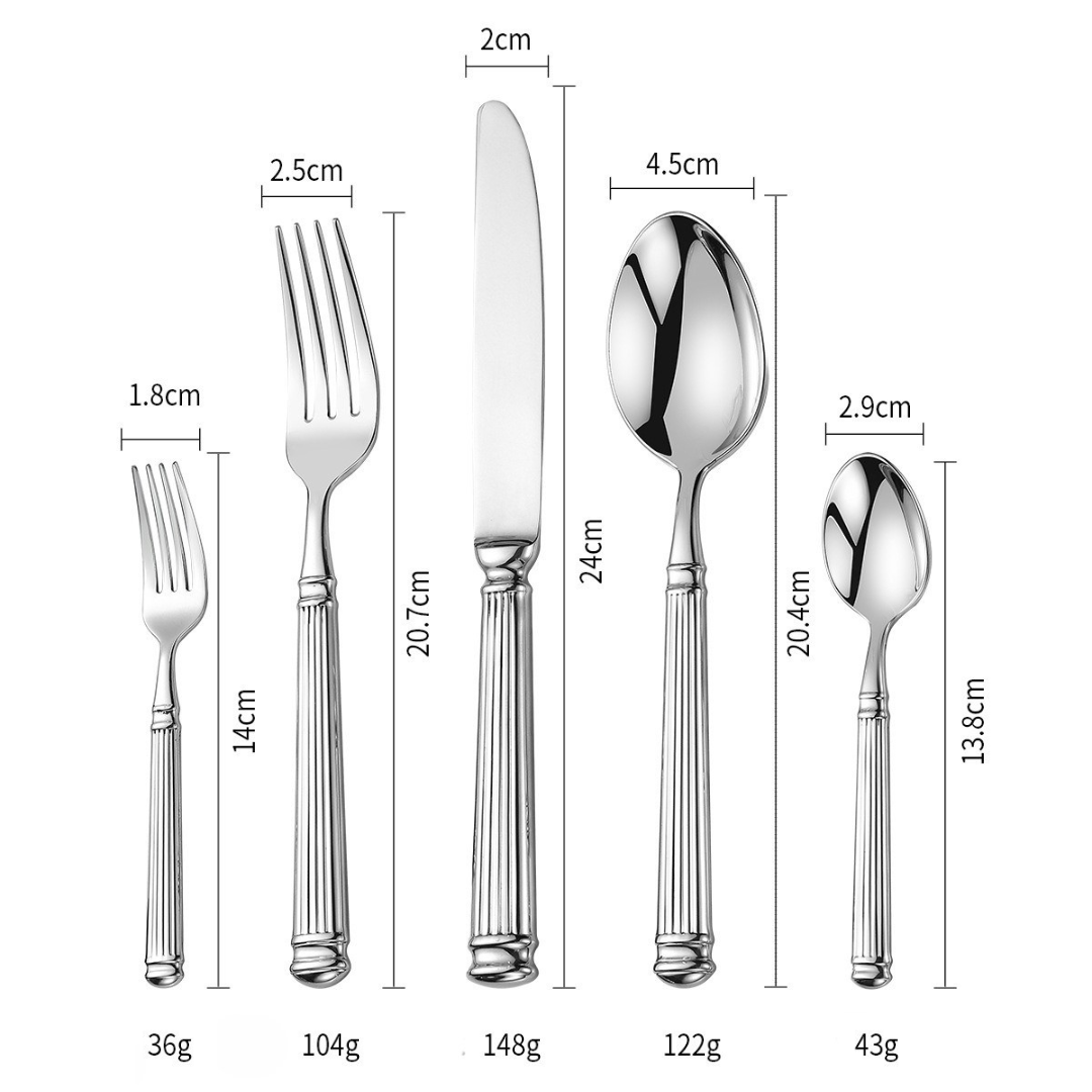 Schweres Premium-Besteckset für das elegante Eindecken des Tisches