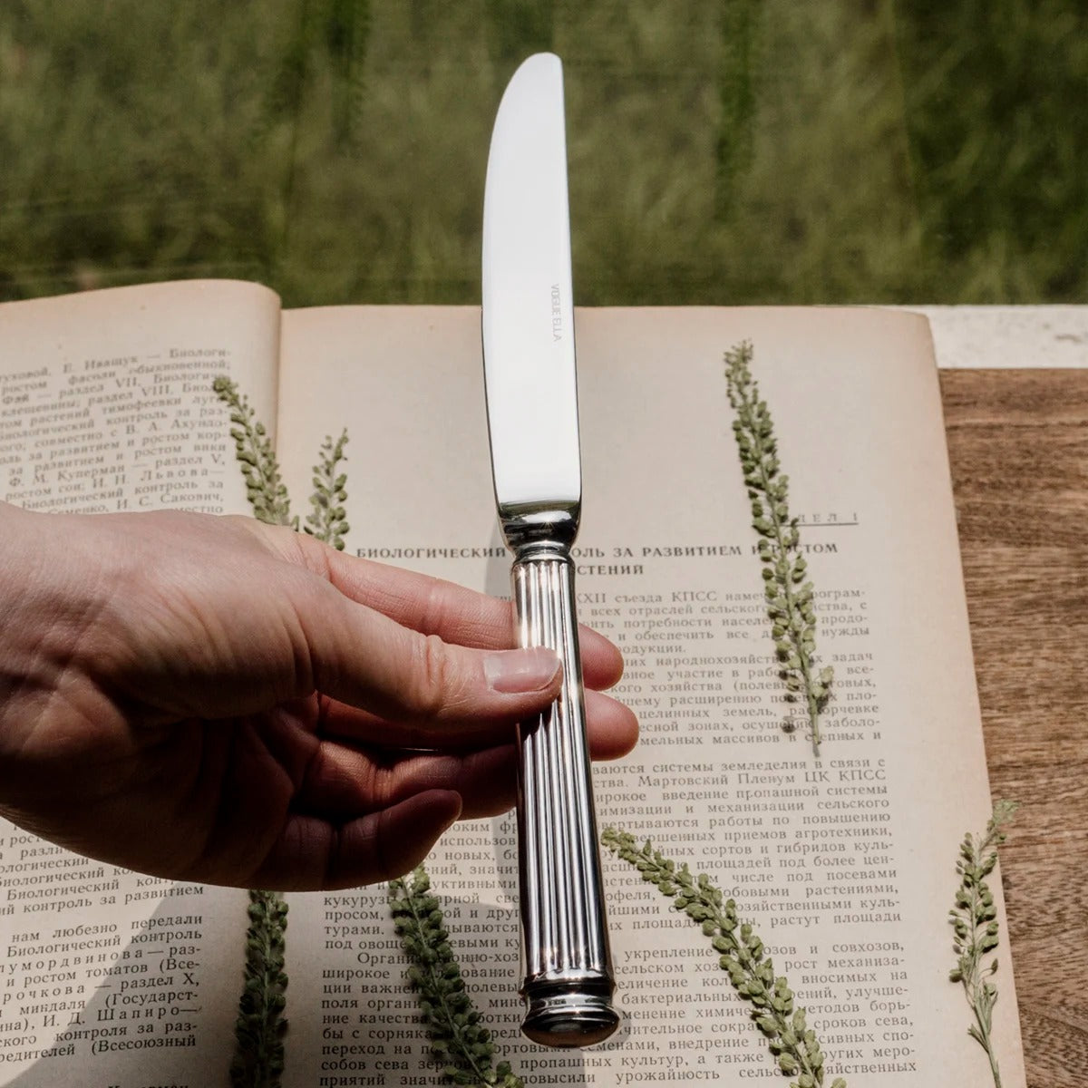 Schweres Premium-Besteckset für das elegante Eindecken des Tisches
