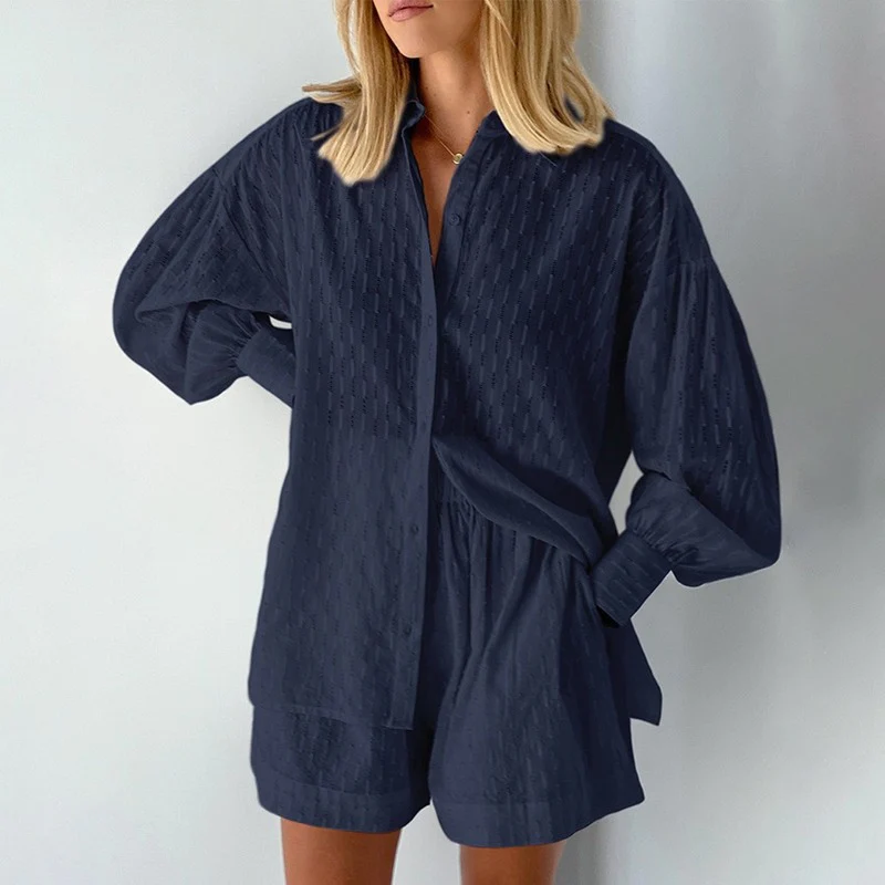 Zweiteiliges Damen-Set aus Bluse und Shorts | Sommerliche Damenmode