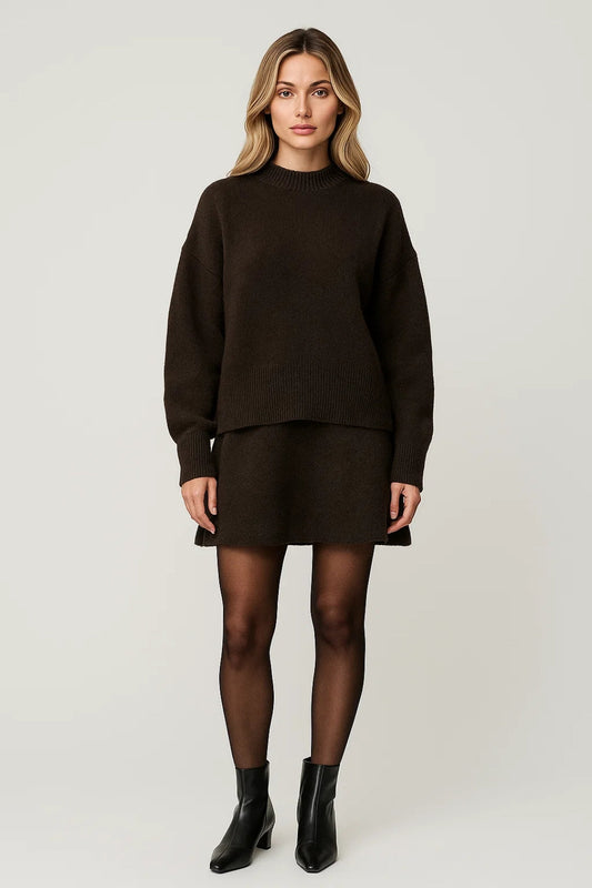Damen Strickset | Pullover & Minirock | Weiches, feines Strickmaterial | Dunkelbraun