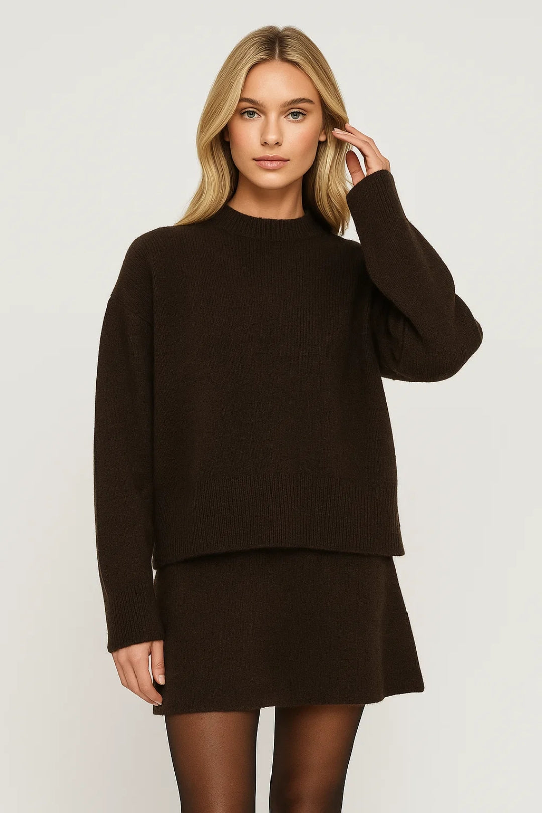 Damen Strickset | Pullover & Minirock | Weiches, feines Strickmaterial | Dunkelbraun