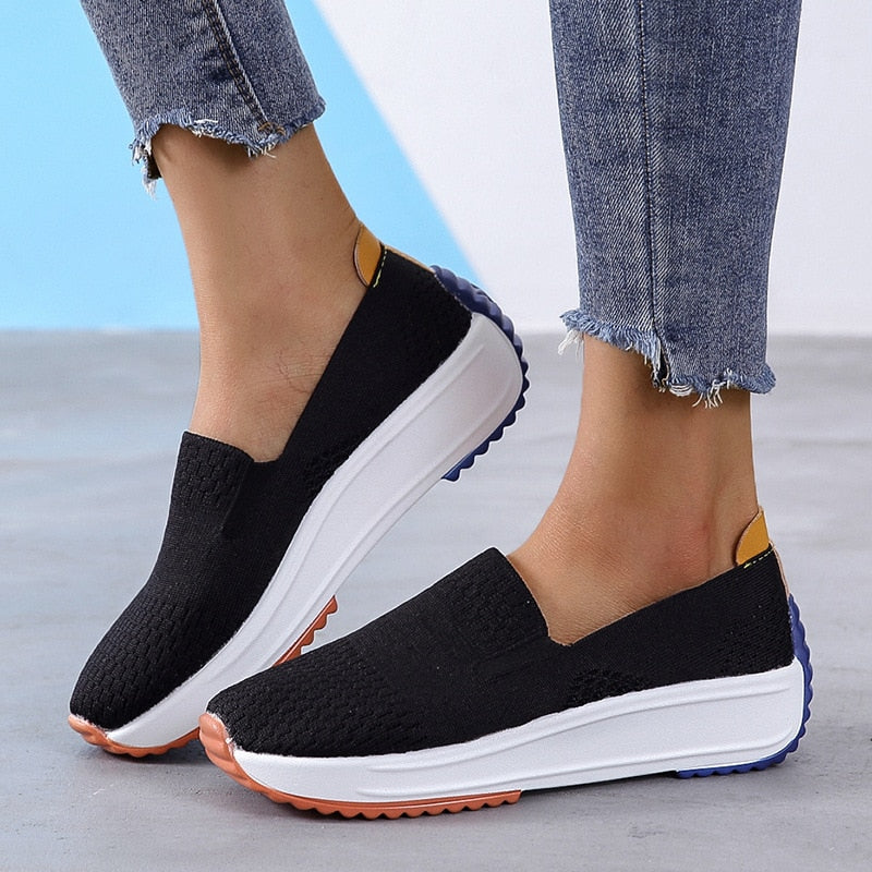 Atmungsaktiver Slip-on-Trainingsschuh aus Strick für Damen