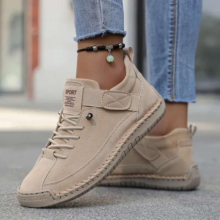 Orthopädische Damen-Sneaker mit Ziernähten