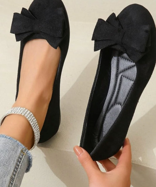 Orthopädischer Damen-Bequemschuh zum Hineinschlüpfen mit Schleifendetail