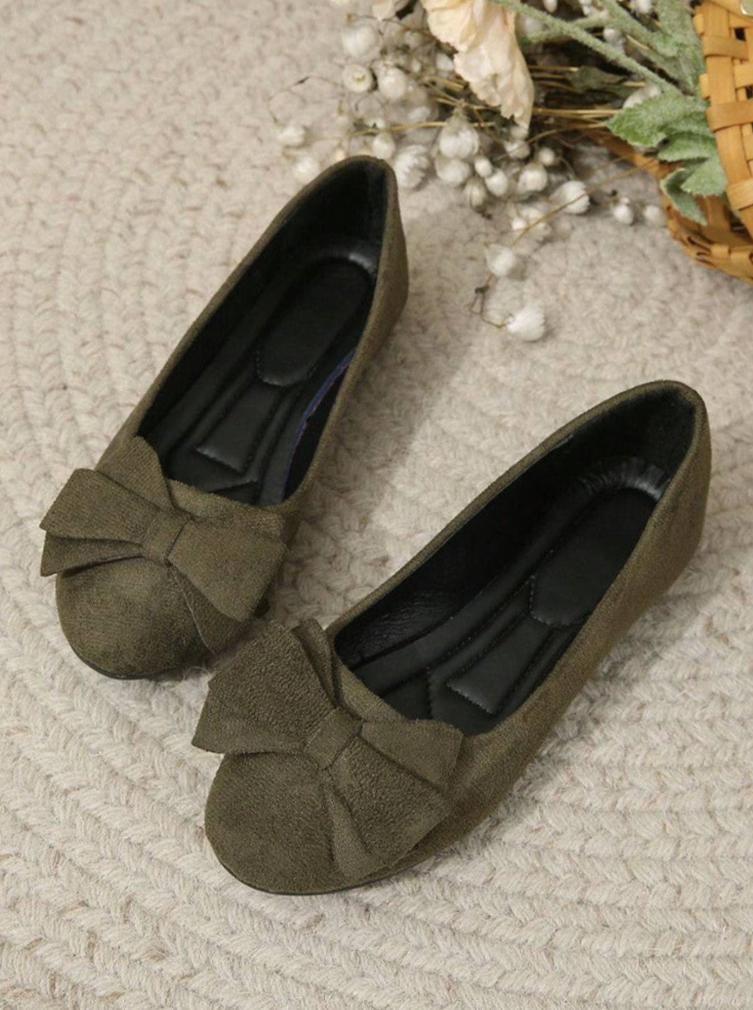 Orthopädischer Damen-Bequemschuh zum Hineinschlüpfen mit Schleifendetail