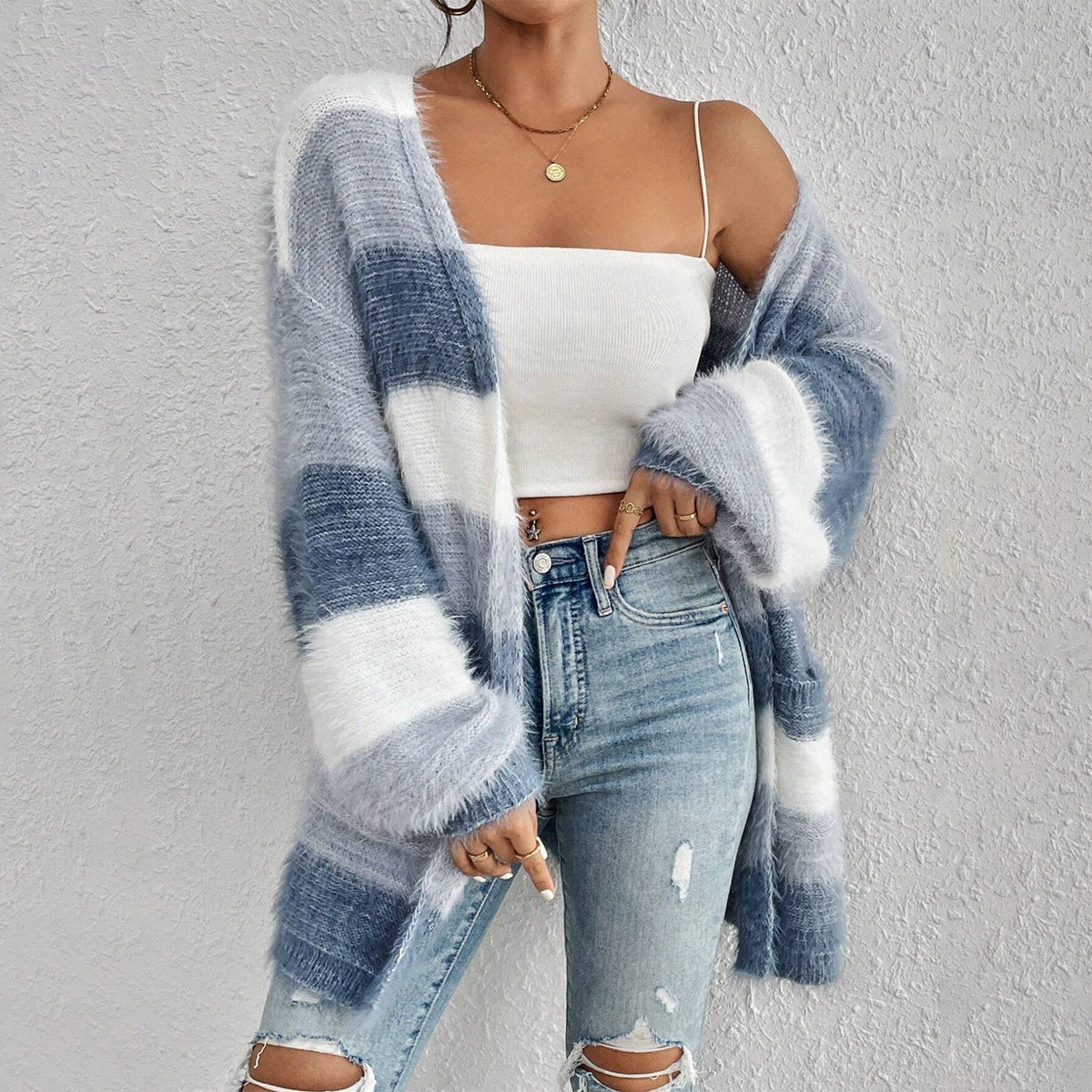 Gestreifte Damen-Oversized-Strickjacke