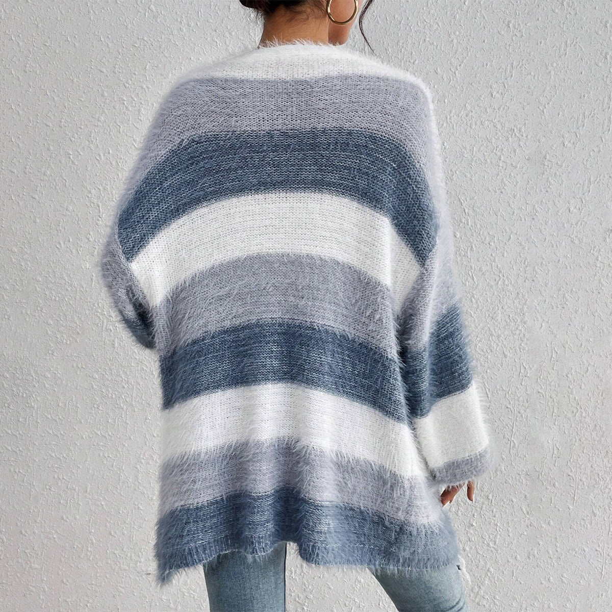 Gestreifte Damen-Oversized-Strickjacke