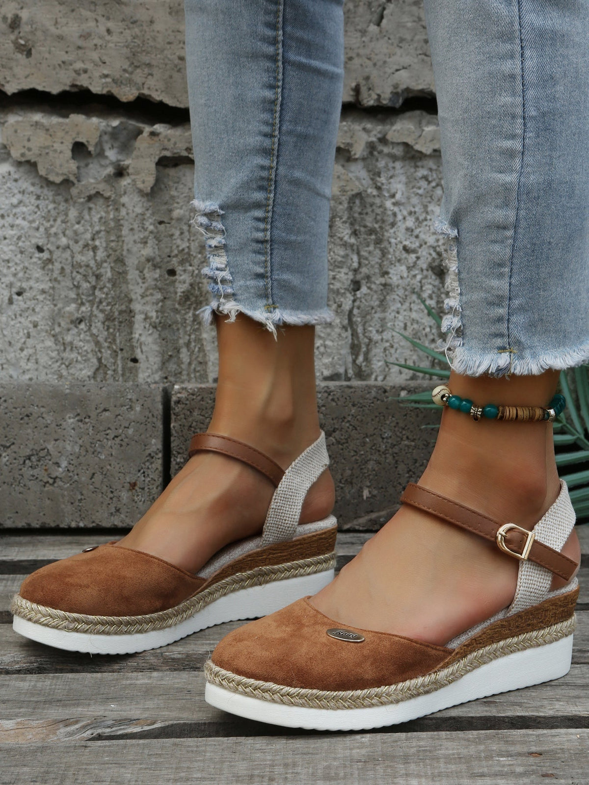 Damen-Plateausandalen mit Knöchelriemen