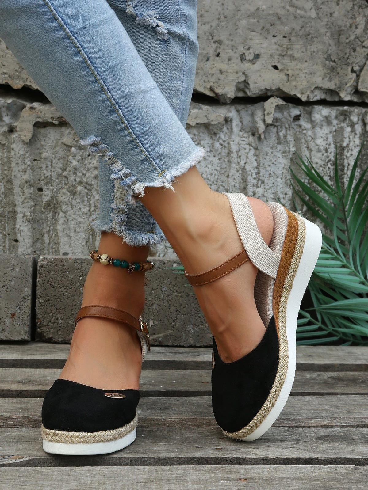 Damen-Plateausandalen mit Knöchelriemen