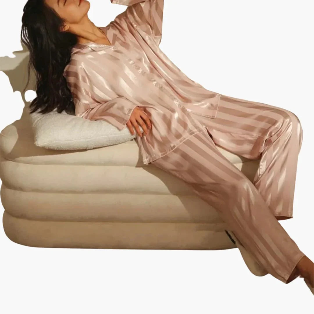 Damen Satin-Pyjama-Set mit geknöpftem Oberteil und Streifenmuster