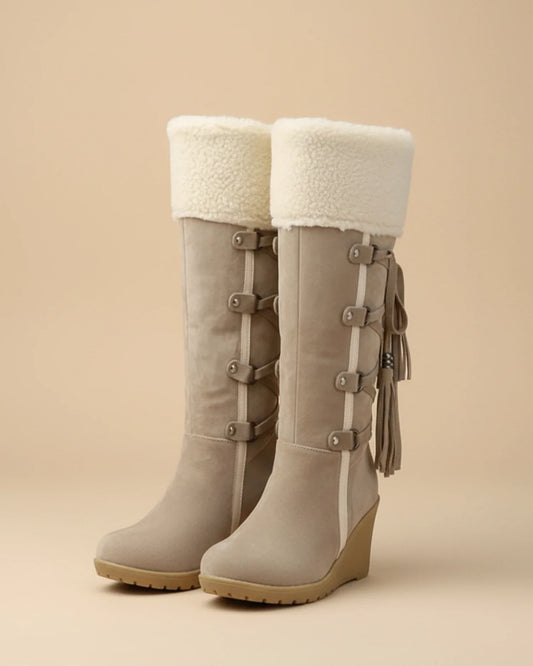 Kniehohe Damen-Winterstiefel mit Keilabsatz