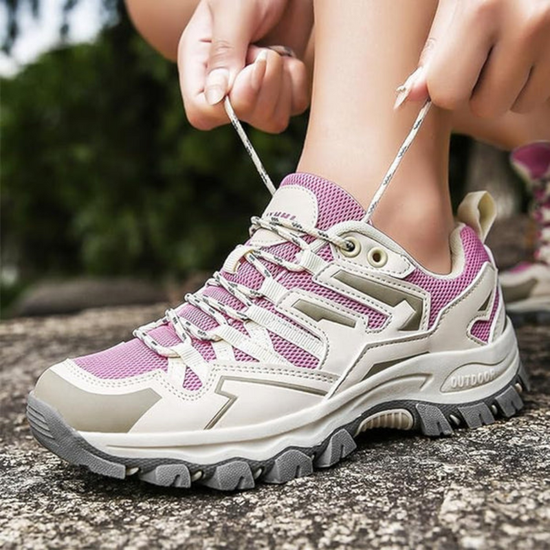 Damen-Trekkingschuhe mit griffiger Sohle