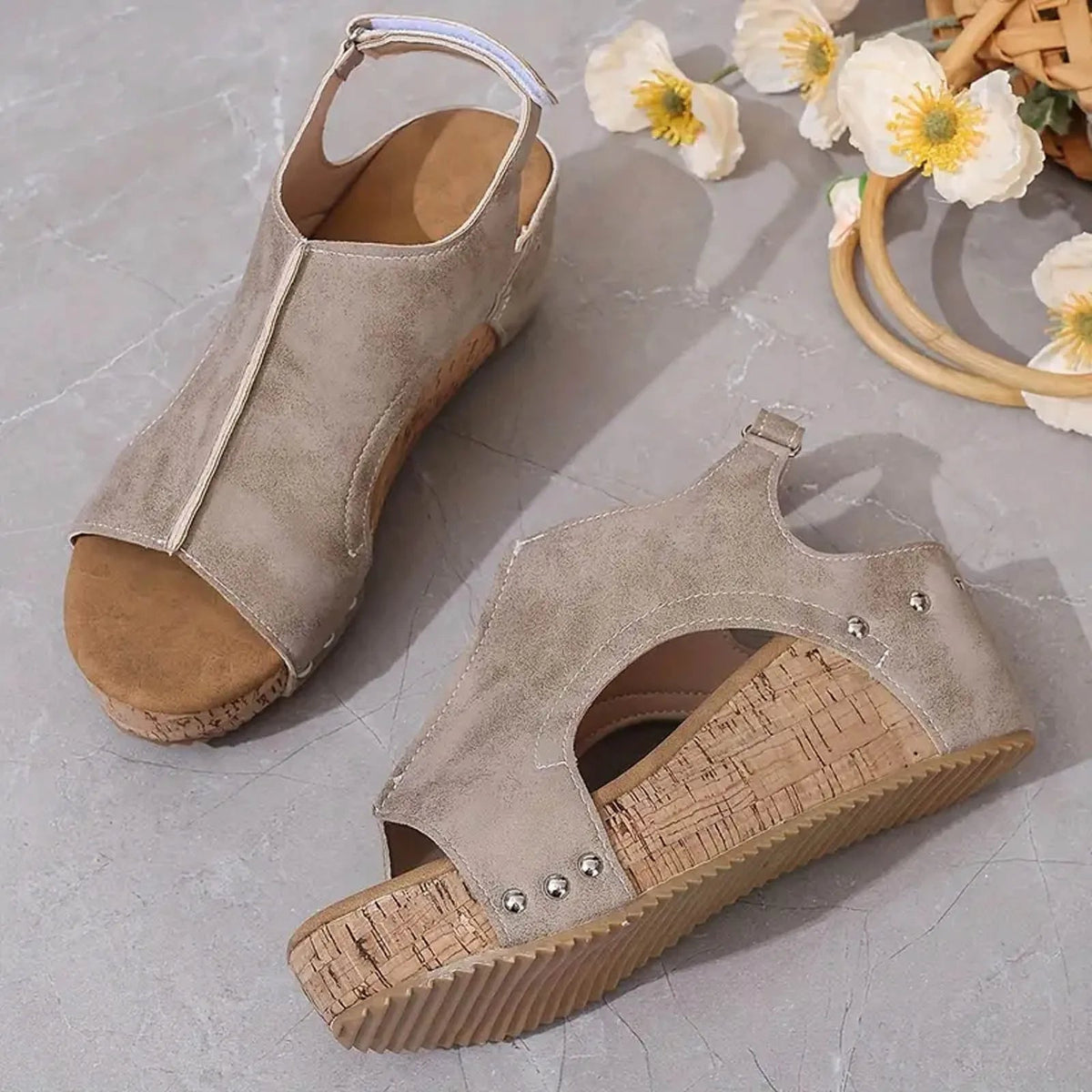 Damen Keilsandalen mit offener Spitze