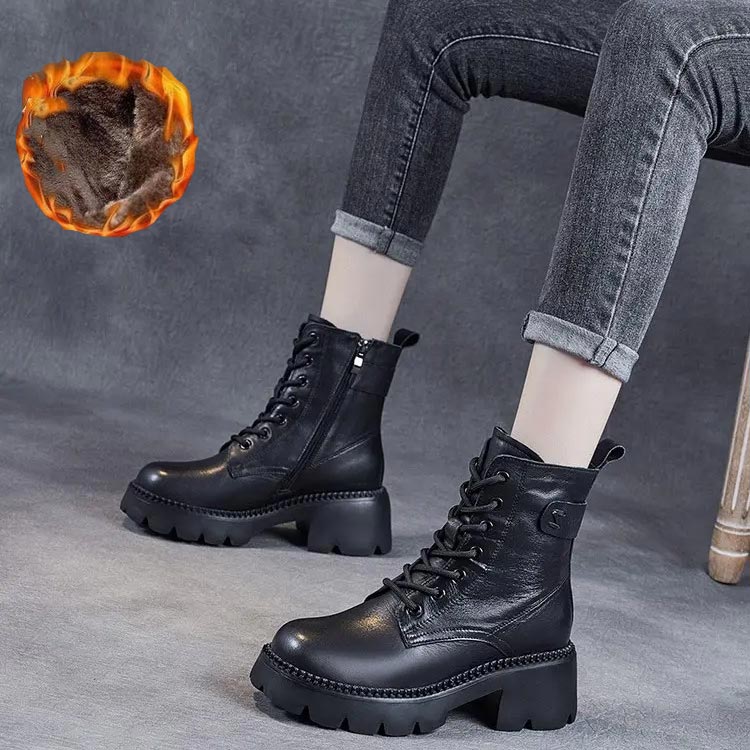 Orthopädische Schnürstiefel