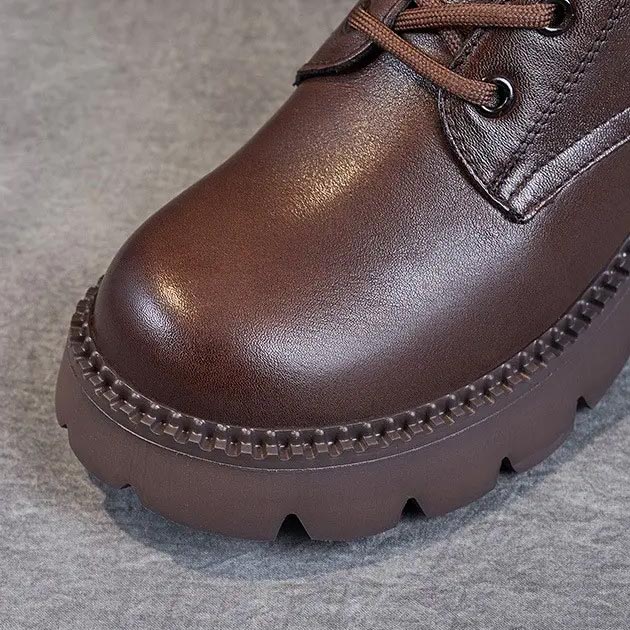 Orthopädische Schnürstiefel