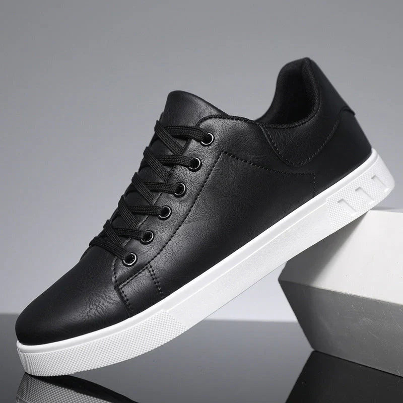 Orthopädischer Schnürsneaker