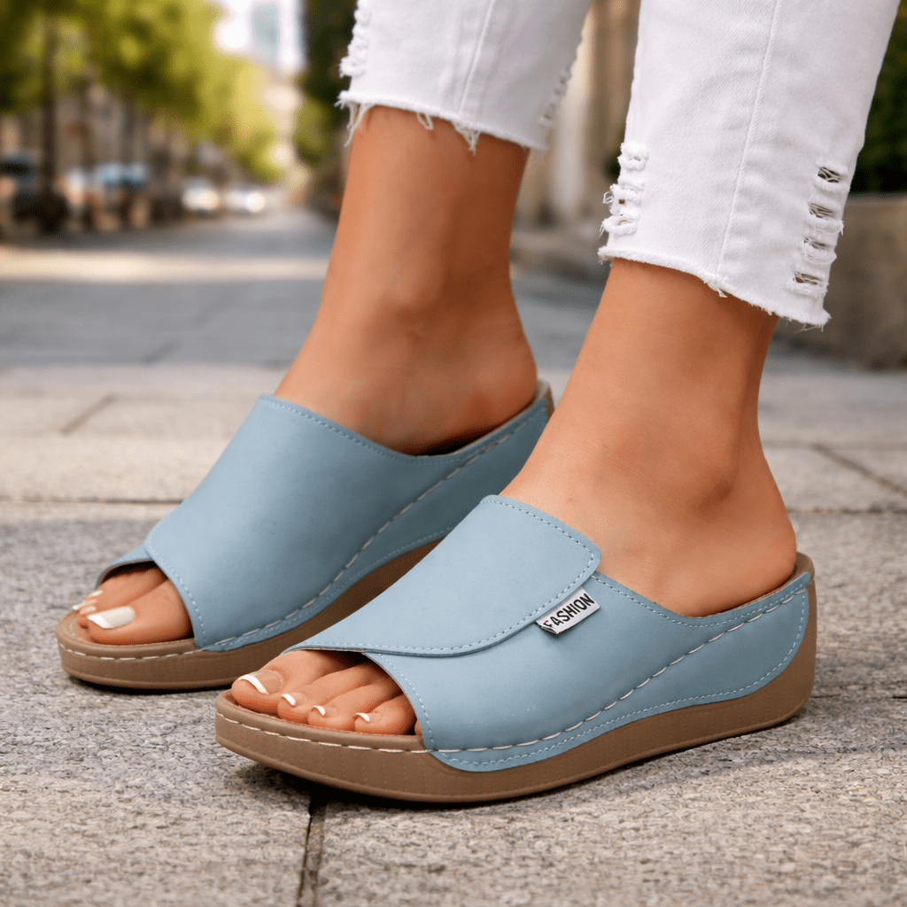 Orthopädische Damensandalen mit weicher Polsterung für bequemes und stabiles Gehen im Alltag
