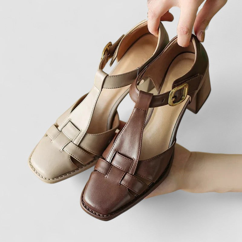Orthopädische Sandalen