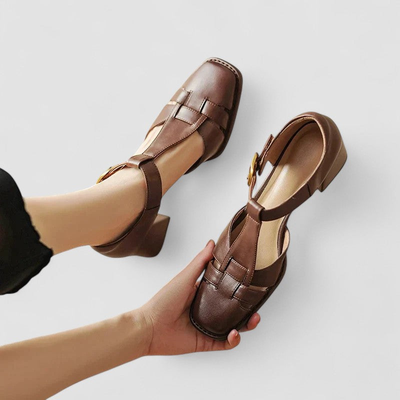Orthopädische Sandalen