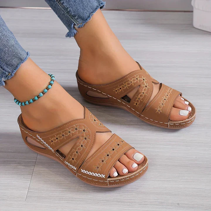 Orthopädische Sandalen