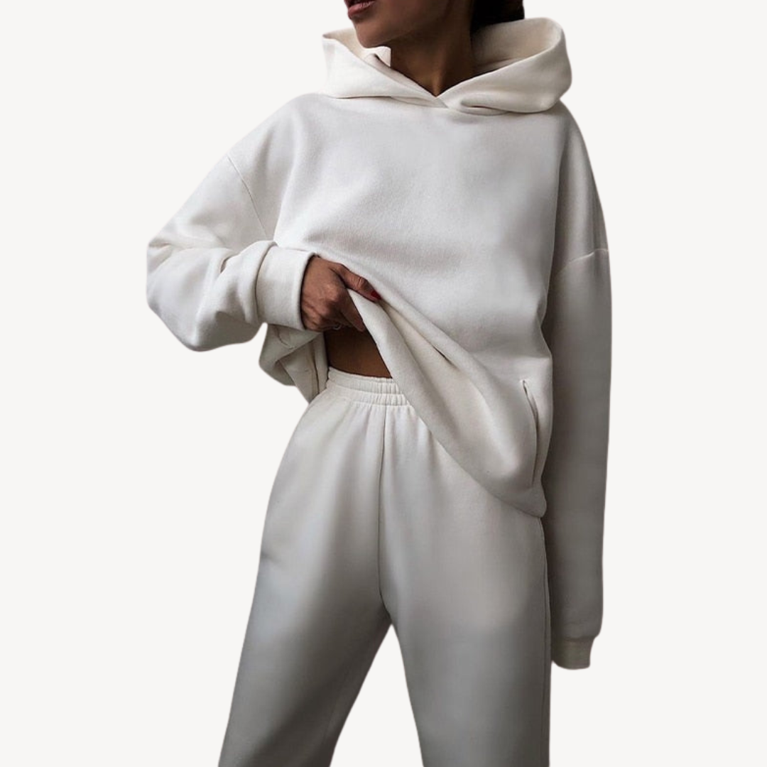 Oversized Kapuzenpullover und Jogginghose Set | Damenmode für Freizeit und Entspannung