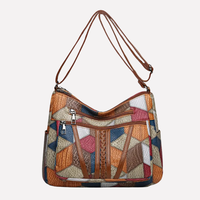 Patchwork Damen-Schultertasche mit geflochtenem Detail