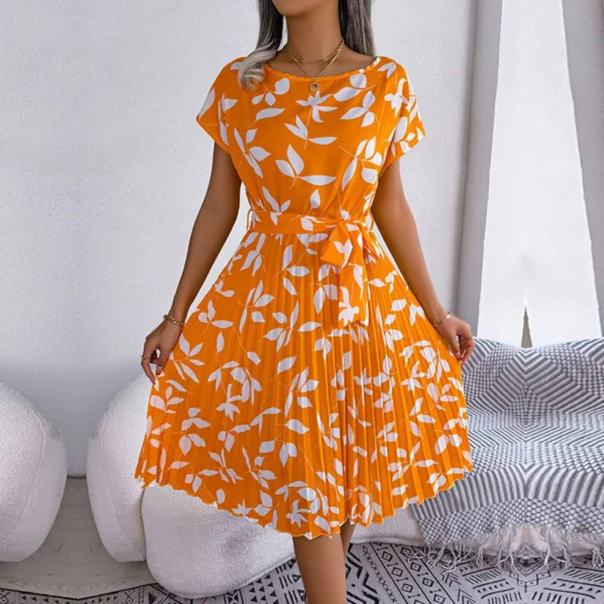 Plissiertes Damen-Midikleid in A-Linie