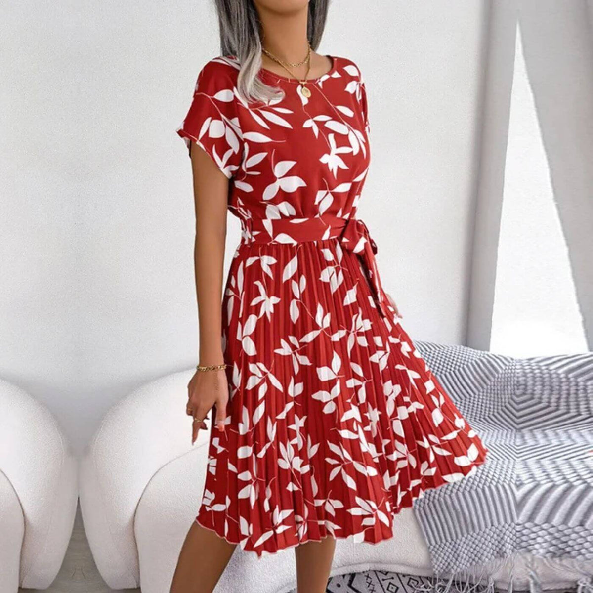 Plissiertes Damen-Midikleid in A-Linie