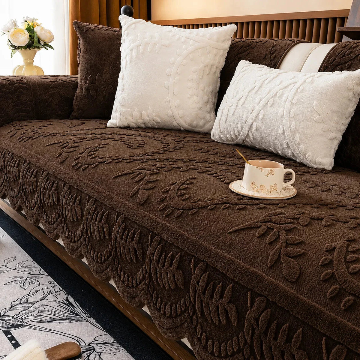 Rutschfester Plüsch-Sofabezug mit pflanzlicher Struktur