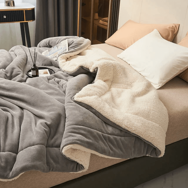 Plüsch-Fleece-Decke - bequem und weich - in mehreren Grössen
