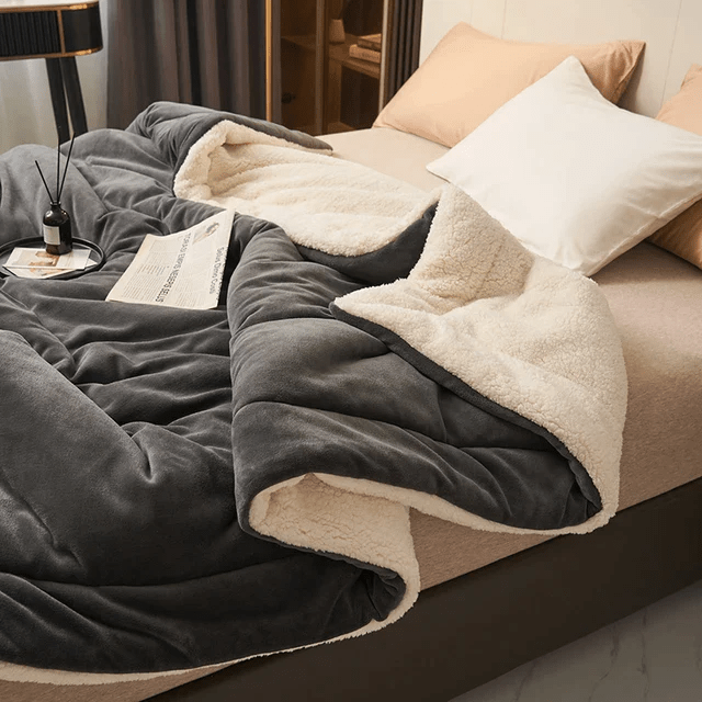 Plüsch-Fleece-Decke - bequem und weich - in mehreren Grössen
