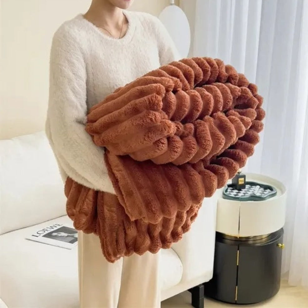 Plüschige, gerippte Decke – Weiche, warme, gestreifte Kuscheldecke für Bett und Sofa