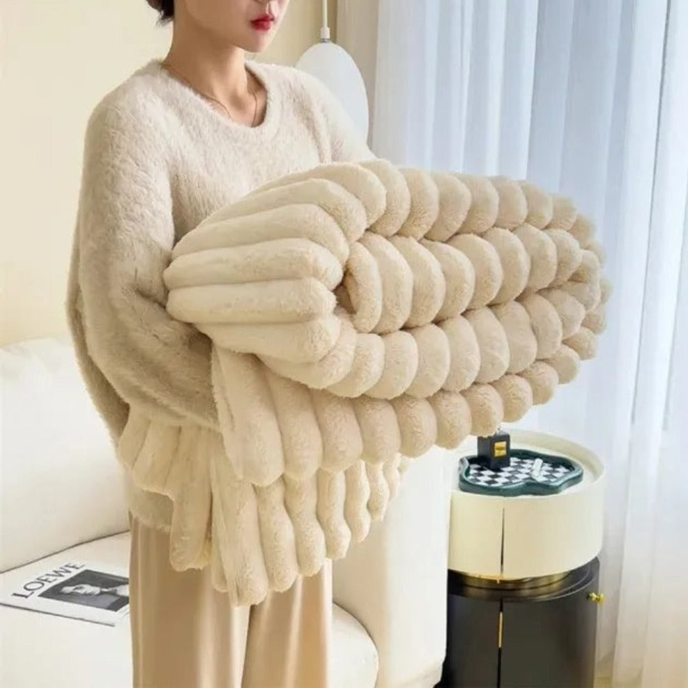 Plüschige, gerippte Decke – Weiche, warme, gestreifte Kuscheldecke für Bett und Sofa