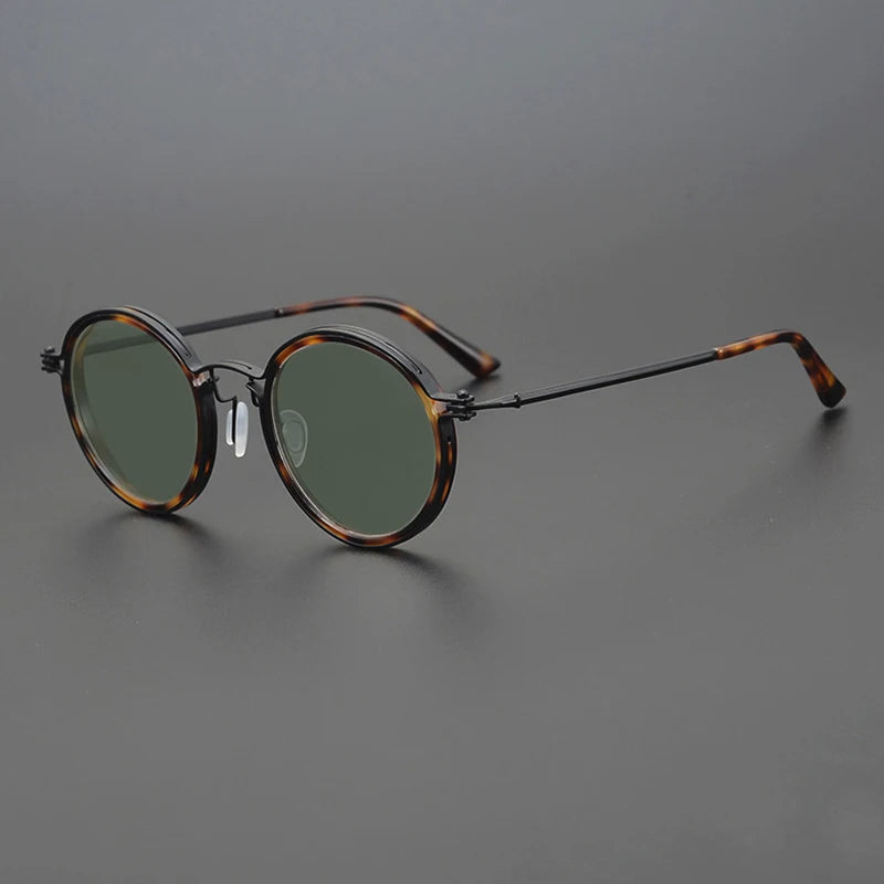 Polarisierte Sonnenbrille mit UV400-Filter und glänzendem Metallrahmen – Stilvolle Brille für den Outdoor-Bereich
