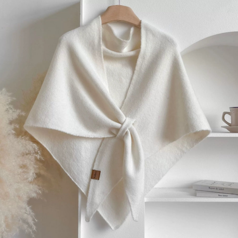 Weicher dreieckiger Poncho Schal Umhang