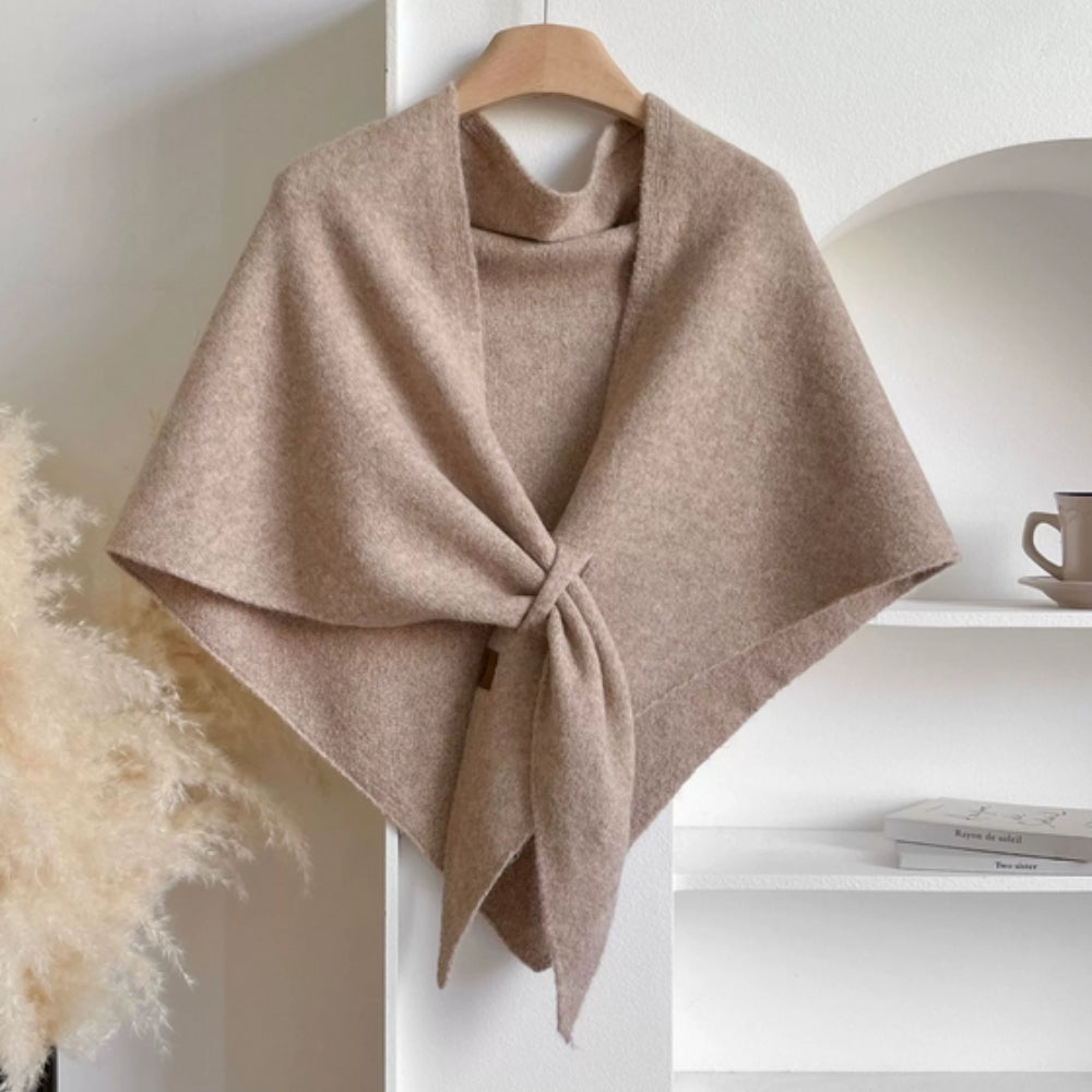 Weicher dreieckiger Poncho Schal Umhang