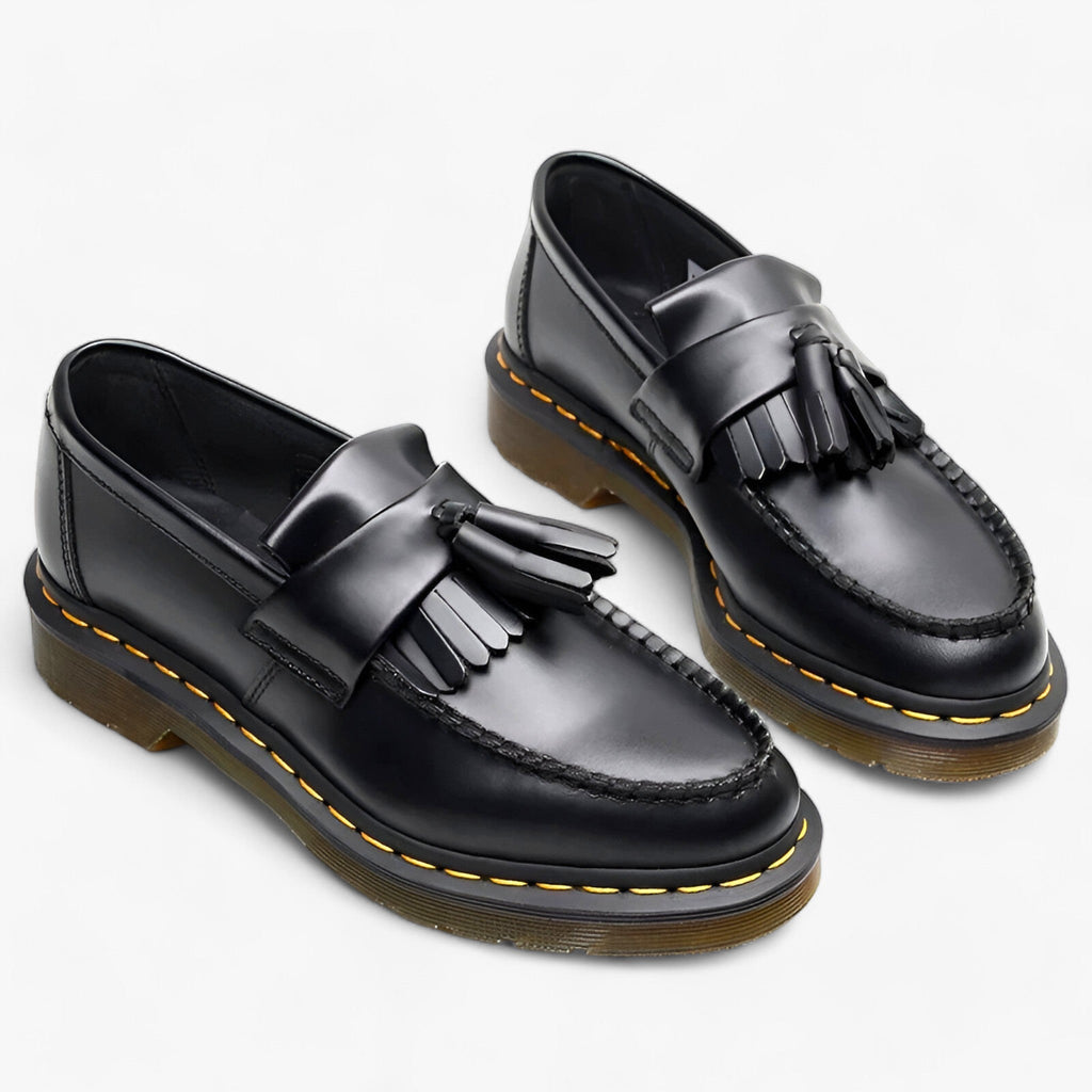 Mokassins mit Fransen: Eleganter Stil mit runder Spitze