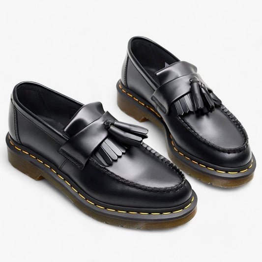 Mokassins mit Fransen: Eleganter Stil mit runder Spitze