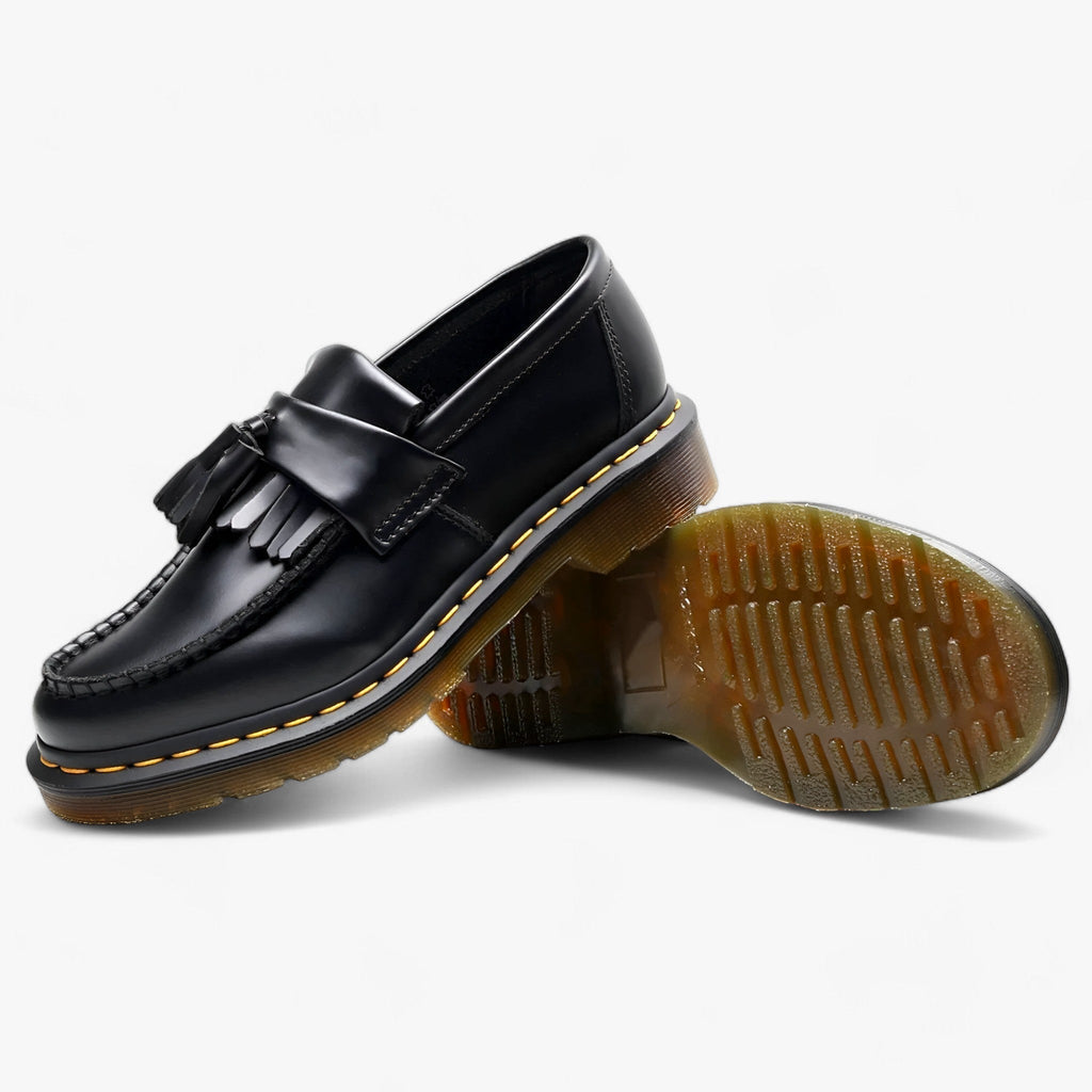 Mokassins mit Fransen: Eleganter Stil mit runder Spitze