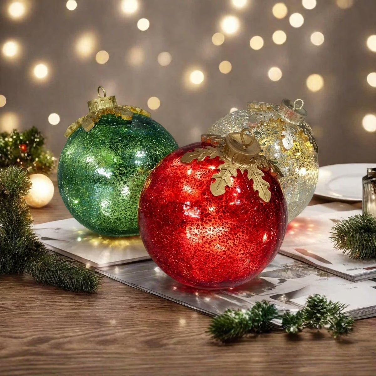 LED-Weihnachtskugeln aus Craquelé-Glas – Leuchtende Christbaumanhänger für die Weihnachtsdekoration